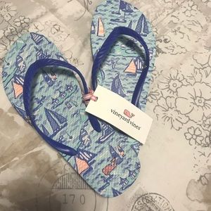 Vineyard vines flip flop
